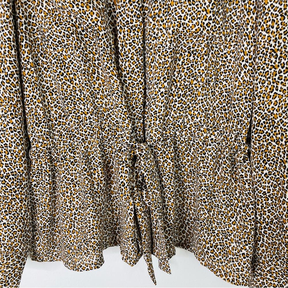 Banana Republic tan black animal print tie cinch button front top XL - Picture 3 of 8
